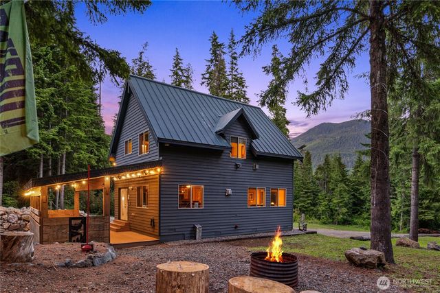 5451 Kachess Lake Road, Easton, WA 98925