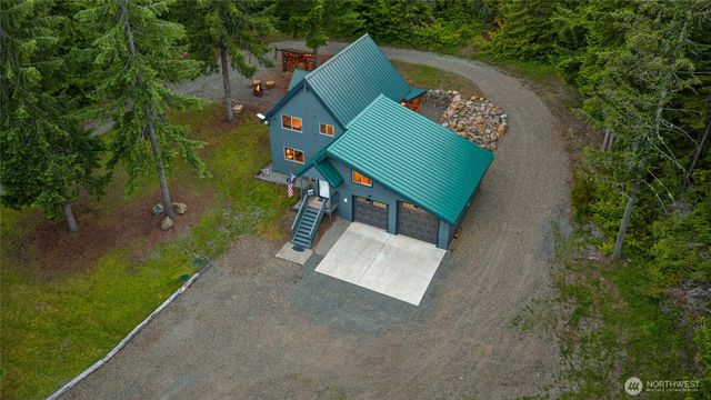 5451 Kachess Lake Road, Easton, WA 98925