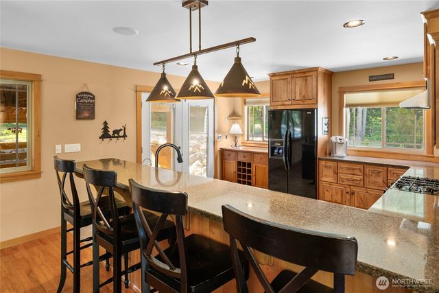 5451 Kachess Lake Road, Easton, WA 98925