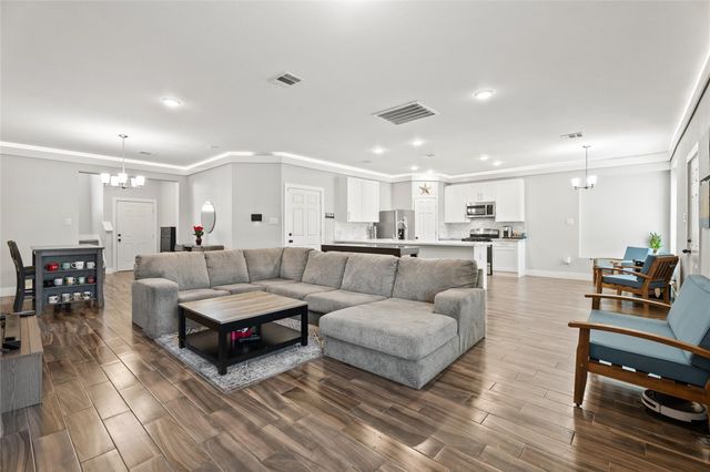 9134 Freeland Street, Houston, TX 77075