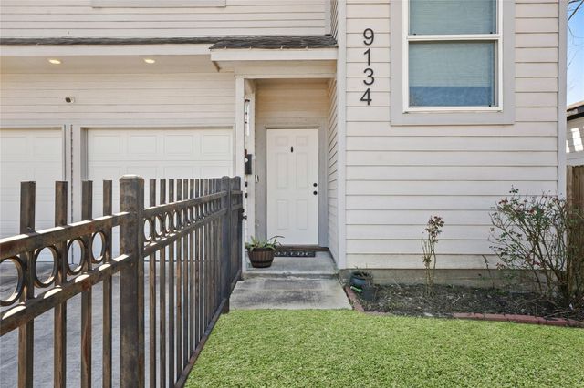 9134 Freeland Street, Houston, TX 77075