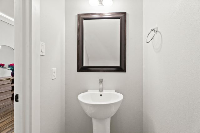 9134 Freeland Street, Houston, TX 77075