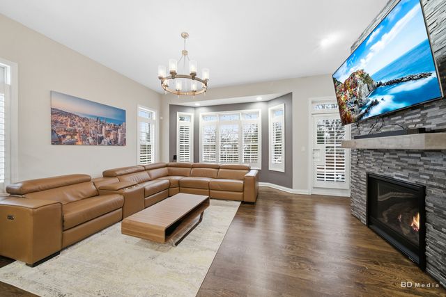 12876 Rosa Lane, Lemont, IL 60439