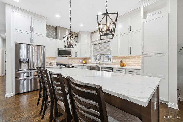 12876 Rosa Lane, Lemont, IL 60439