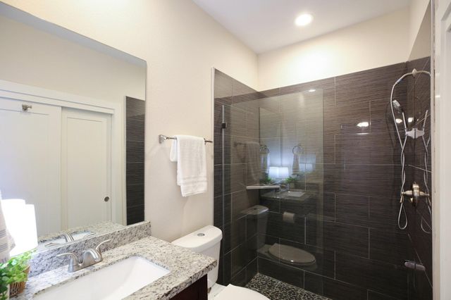 209 Burr Street C, Houston, TX 77011