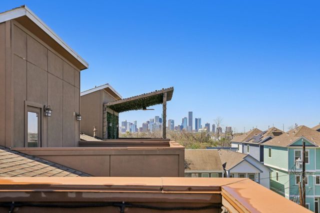 209 Burr Street C, Houston, TX 77011