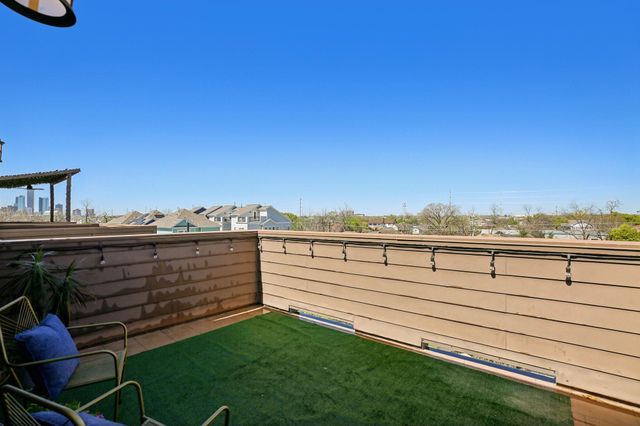 209 Burr Street C, Houston, TX 77011