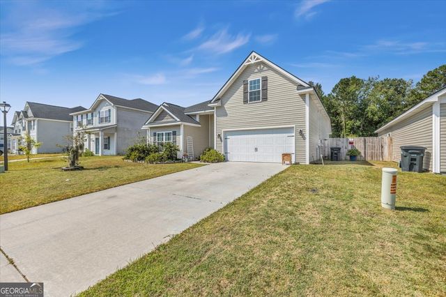 201 Turpentine Trail, Hinesville, GA 31313