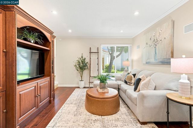 449 S Clovercrest Ln, San Ramon, CA 94582