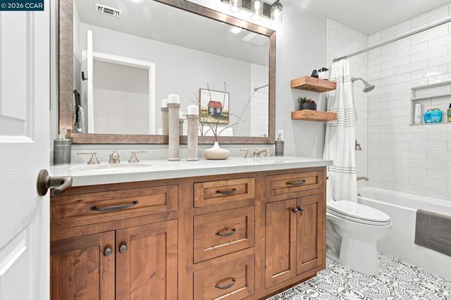 449 S Clovercrest Ln, San Ramon, CA 94582