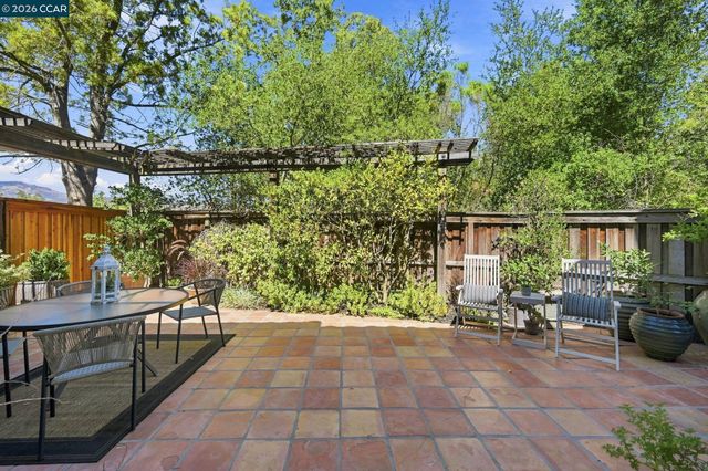 449 S Clovercrest Ln, San Ramon, CA 94582