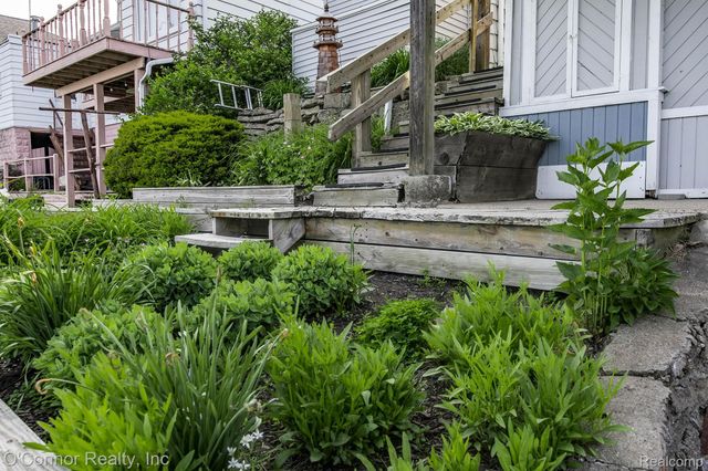 105 Gratiot Boulevard, Marysville, MI 48040