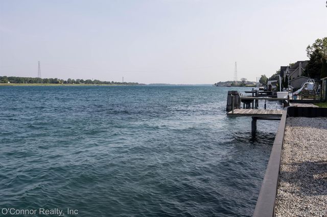 105 Gratiot Boulevard, Marysville, MI 48040