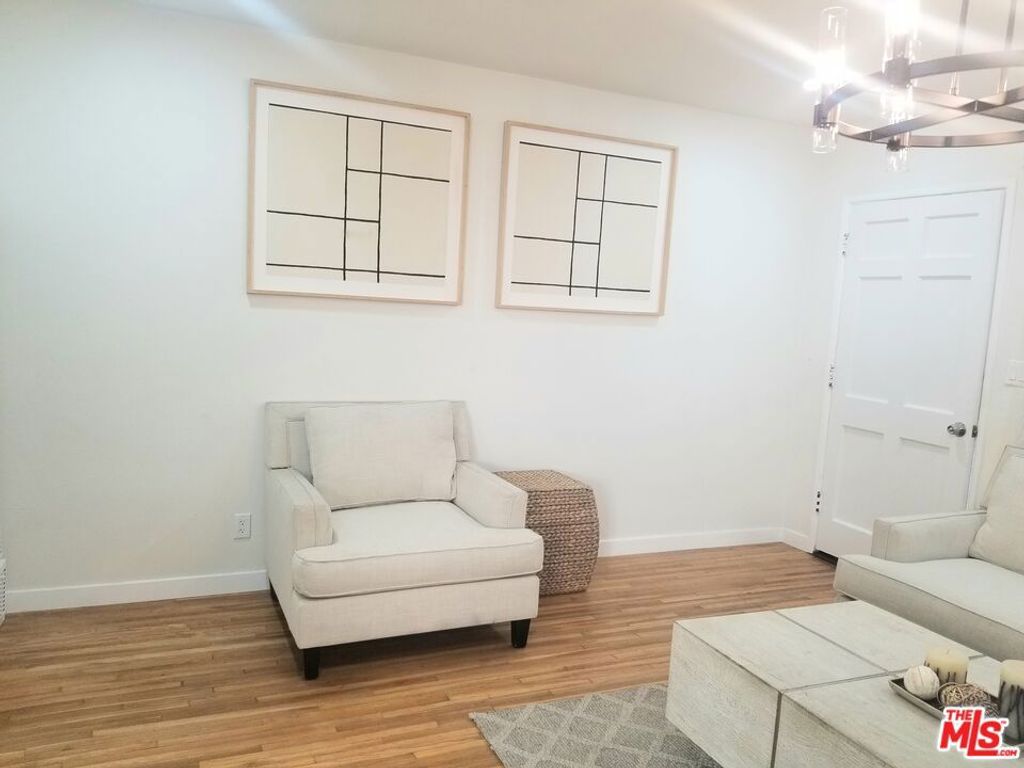 595 W Macarthur Avenue, Los Angeles, CA 90731 — photo 5
