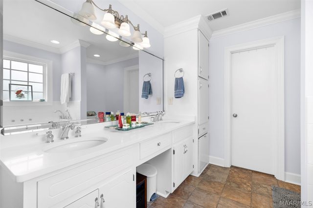 1031 Middle Road, Eclectic, AL 36024