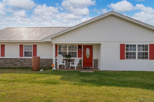 1031 Middle Road, Eclectic, AL 36024