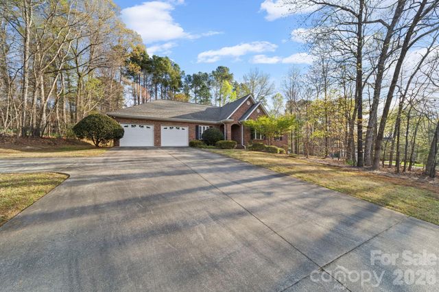 2910 Noritake Trail, Albemarle, NC 28001