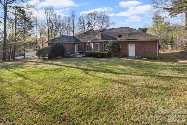 2910 Noritake Trail, Albemarle, NC 28001