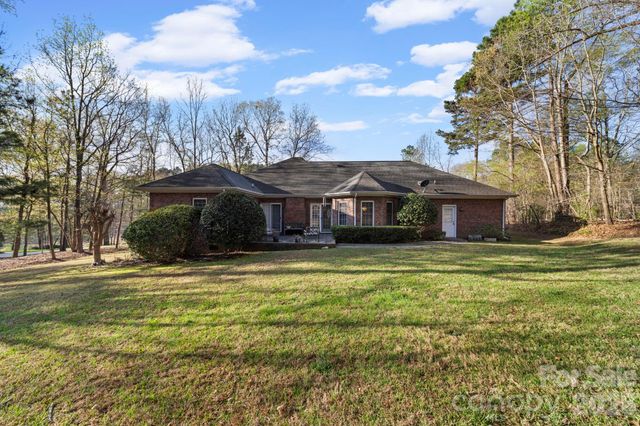 2910 Noritake Trail, Albemarle, NC 28001