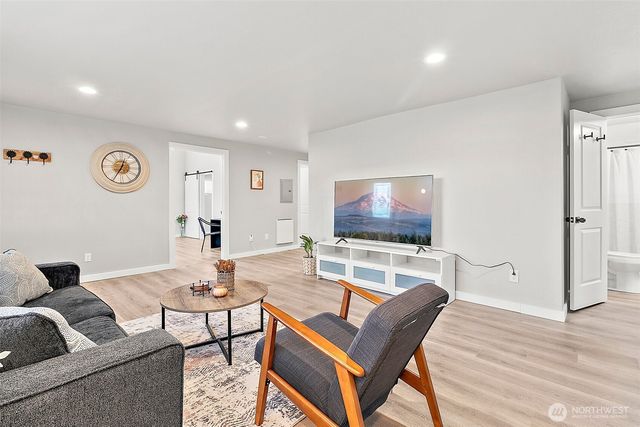 3311 Bridgeport Way W, University Place, WA 98466