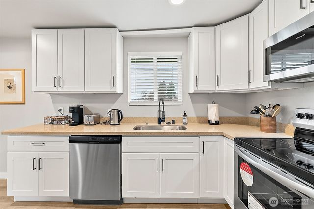 3311 Bridgeport Way W, University Place, WA 98466