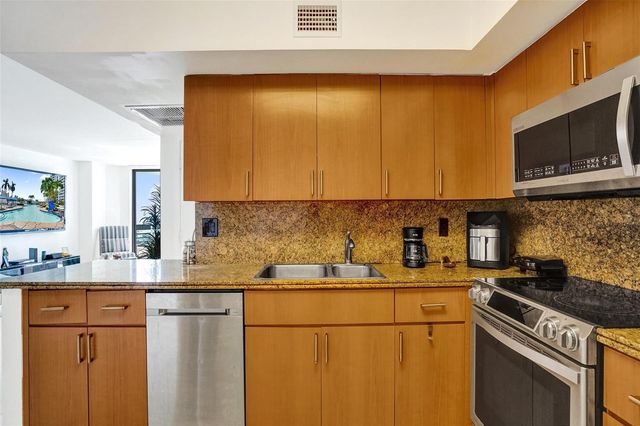 19101 NE 36th Court 1709, Aventura, FL 33180
