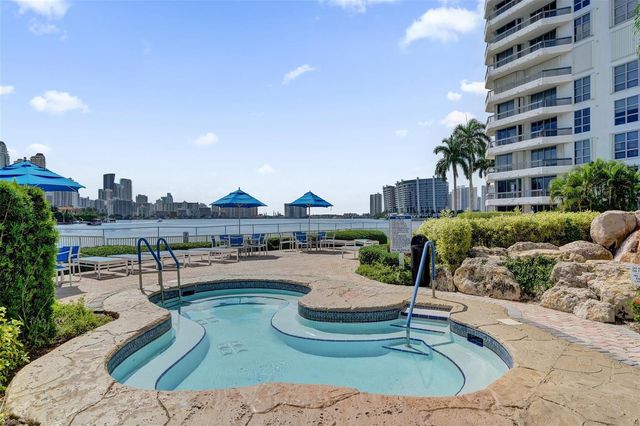 19101 NE 36th Court 1709, Aventura, FL 33180