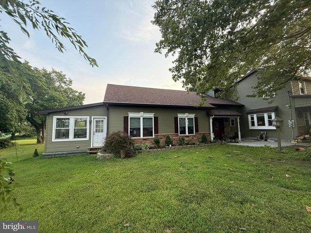 137 DAVIDSON RD, Woolwich Twp, NJ 08085