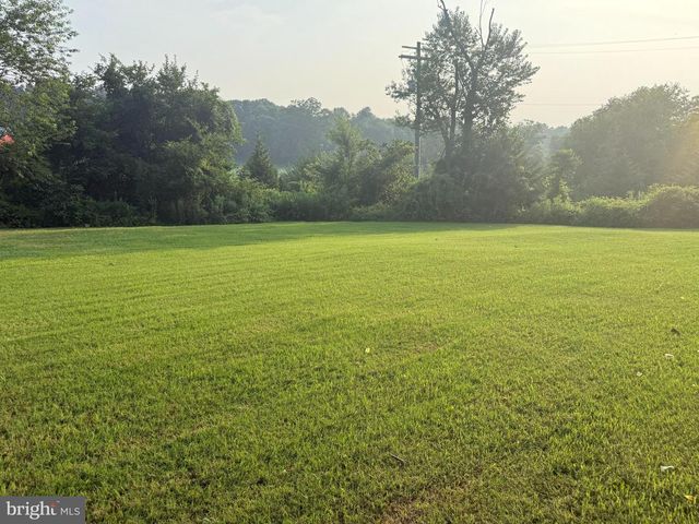 137 DAVIDSON RD, Woolwich Twp, NJ 08085