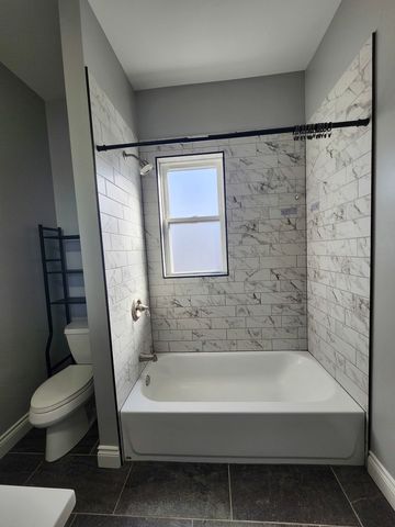 4814 W Van Buren Street 2, Chicago, IL 60644