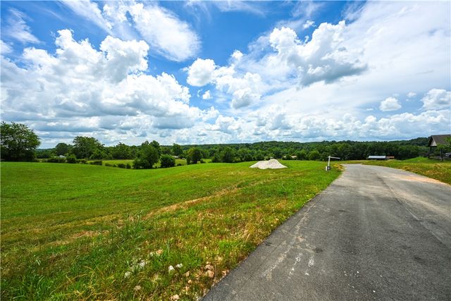 513 Reed Valley, Fayetteville, AR 72704
