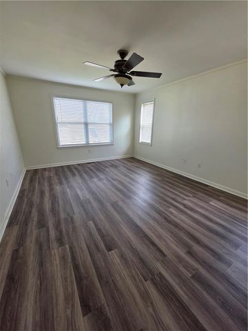 325 Oxford Place 325, Macungie Boro, PA 18062
