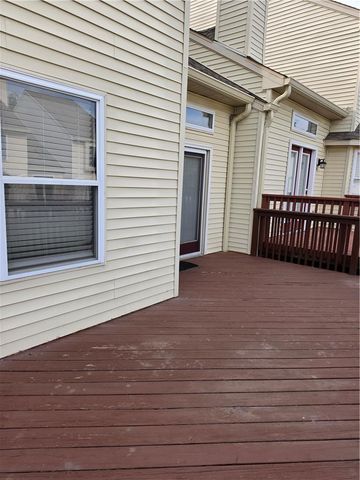 325 Oxford Place 325, Macungie Boro, PA 18062