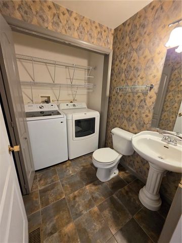 325 Oxford Place 325, Macungie Boro, PA 18062