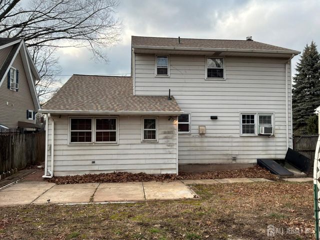 8 Montclair Avenue, Edison, NJ 08820