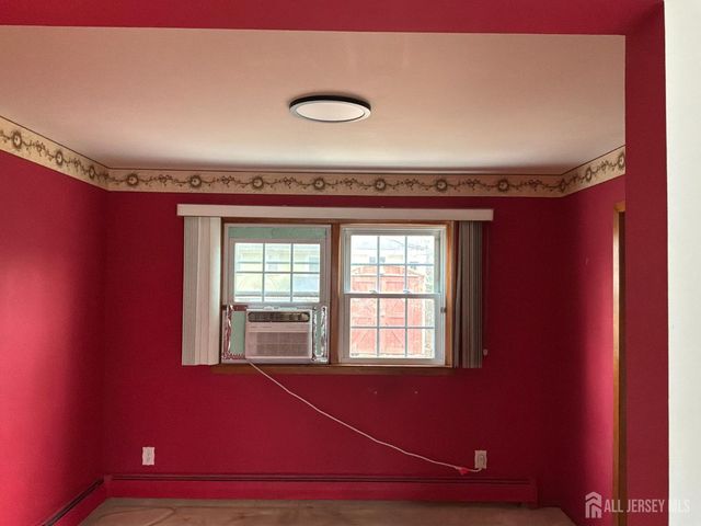 8 Montclair Avenue, Edison, NJ 08820