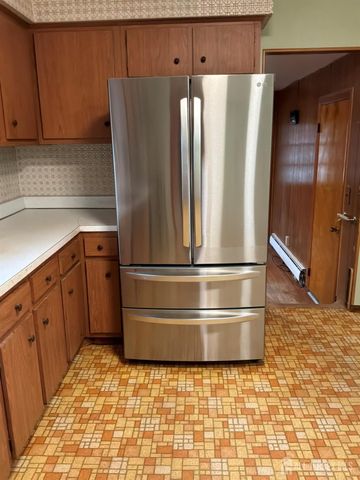 8 Montclair Avenue, Edison, NJ 08820