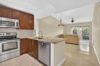 21954 Tidewater Ter 202, Boca Raton, FL 33433