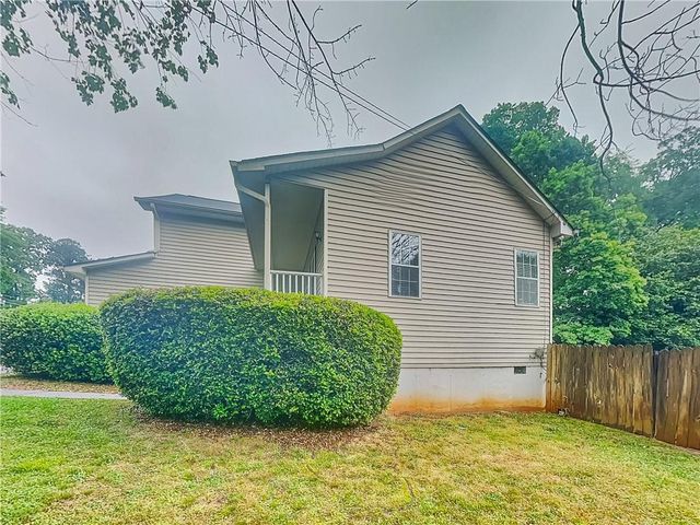 436 Allgood Circle, Stone Mountain, GA 30083