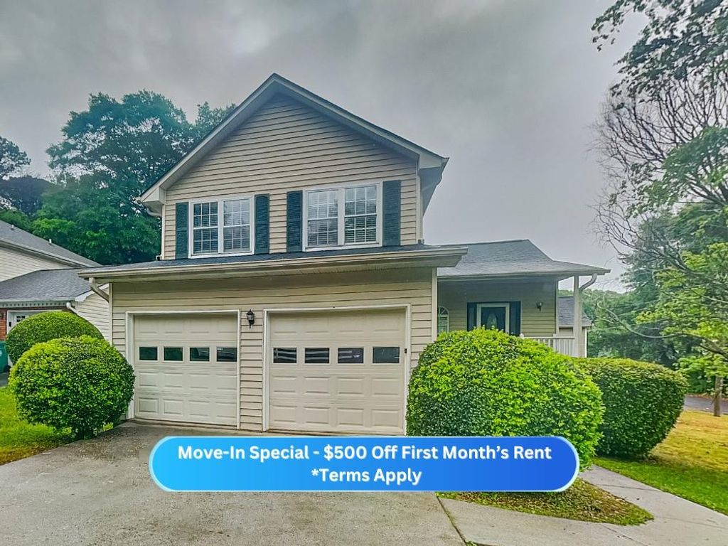 436 Allgood Circle, Stone Mountain, GA 30083