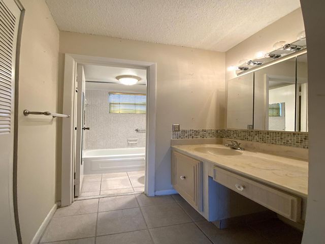 8105 NW 61st Street A208, Tamarac, FL 33321