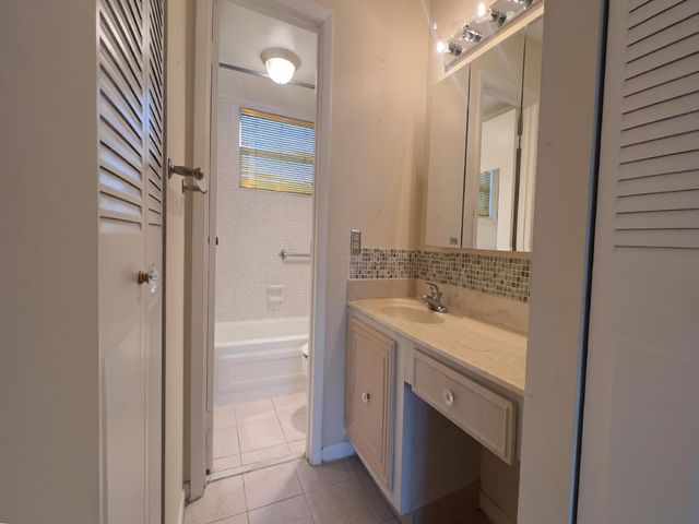 8105 NW 61st Street A208, Tamarac, FL 33321