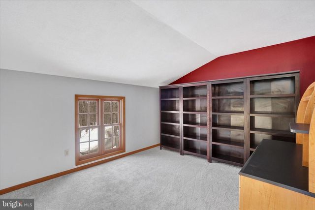 4219 LEANN DR, Glen Rock, PA 17327