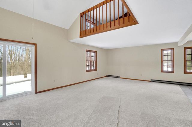 4219 LEANN DR, Glen Rock, PA 17327