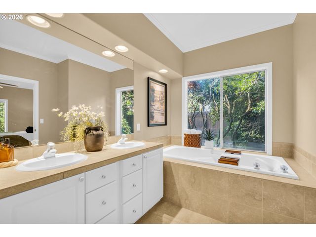 1301 Ne 146TH Ave, Vancouver, WA 98684
