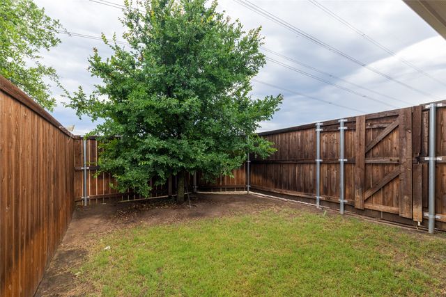 12329 Hulson Trail, Fort Worth, TX 76052