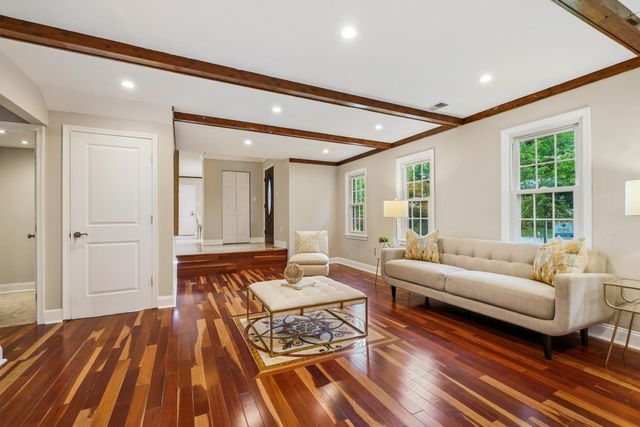 14003 N COMMONS WAY, Potomac, MD 20854