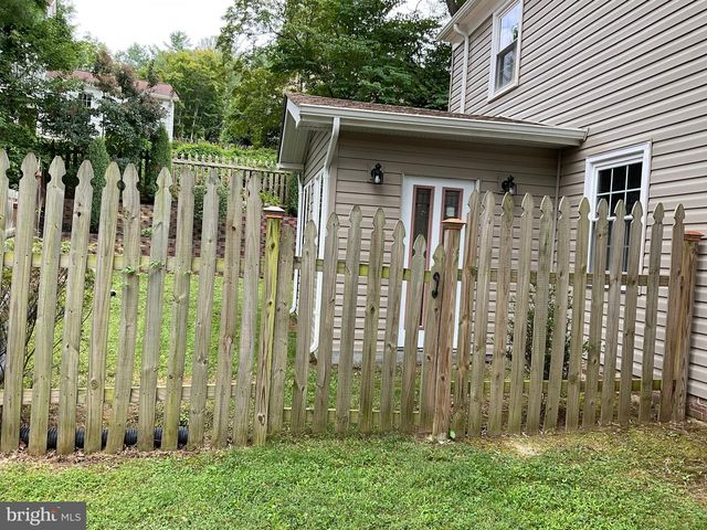 14003 N COMMONS WAY, Potomac, MD 20854