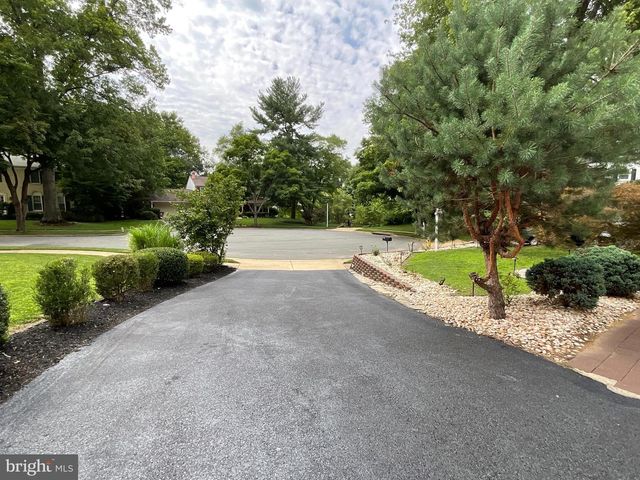 14003 N COMMONS WAY, Potomac, MD 20854