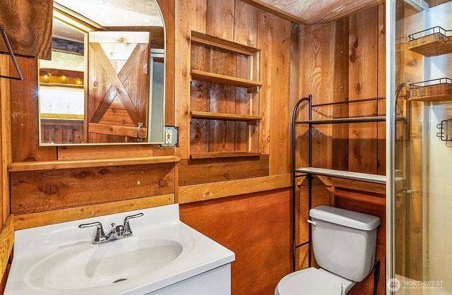 1103 SW Roesiger Rd, Snohomish, WA 98290